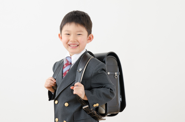 小学校入学式の男の子の服装イメージ